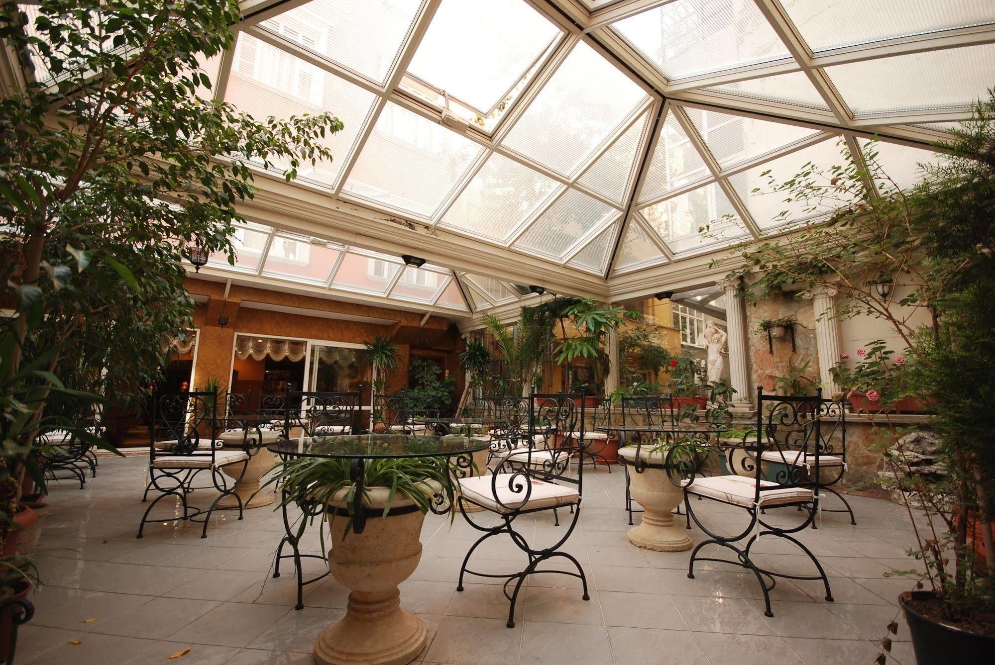 Hotel Nena Istanbul Bagian luar foto